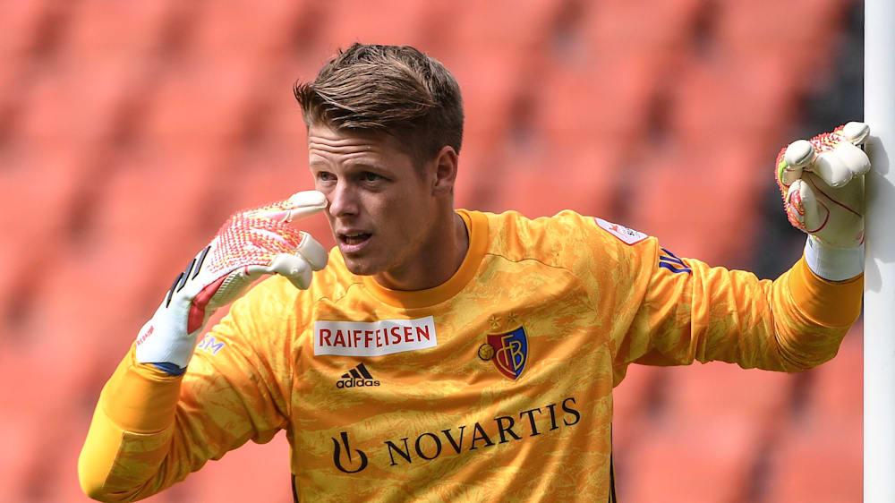 Jonas Omlin regressa ao FC Basel: transferência oficial e contrato até 2029